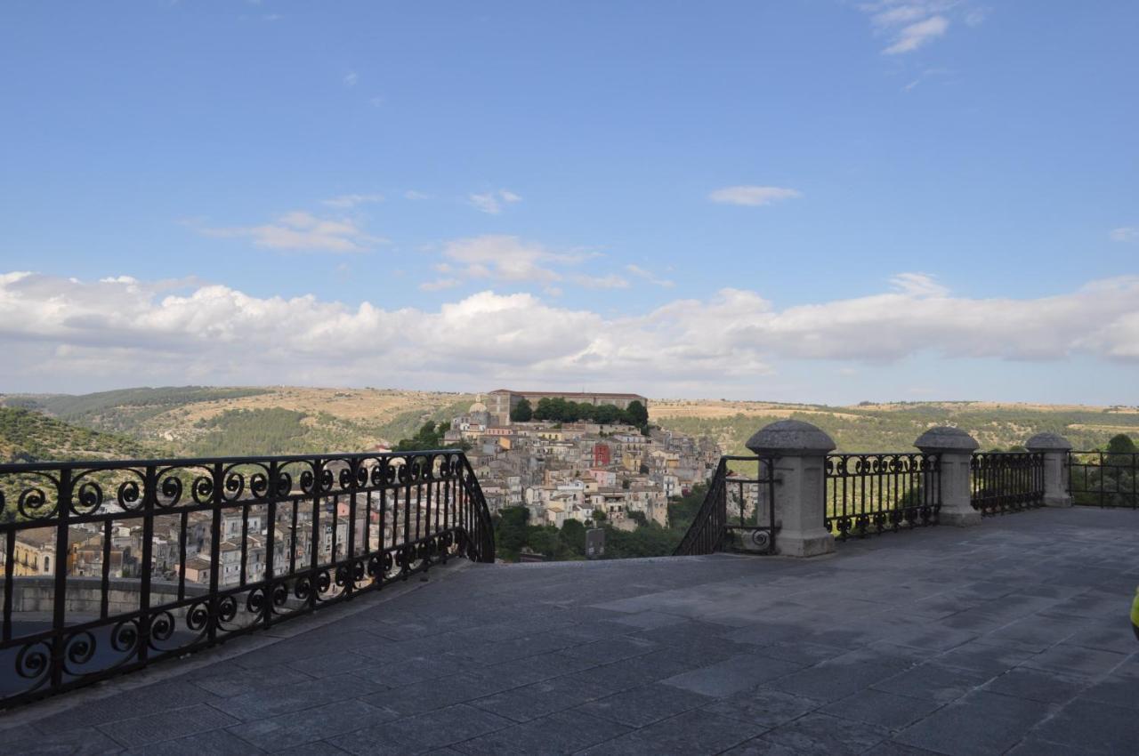 Udammusu34 Villa Ragusa Ngoại thất bức ảnh